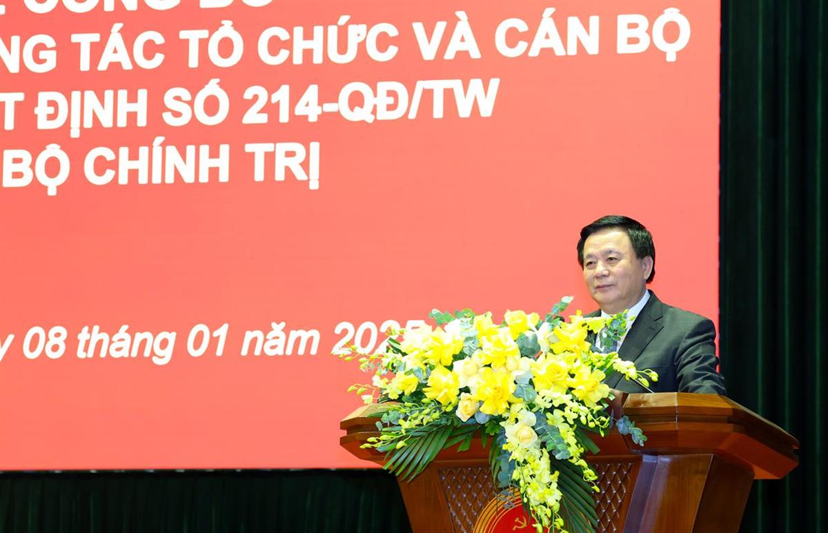 Học viện Chính trị quốc gia Hồ Chí Minh tổ chức Lễ công bố quyết định về công tác tổ chức và cán bộ theo Quyết định số 214-QĐ/TW của Bộ Chính trị